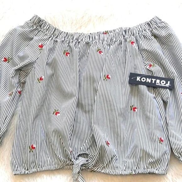 Kontrol Contemporary cropped embroidered top - Picture 5 of 8